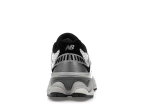 New Balance 9060 Palace Metalic